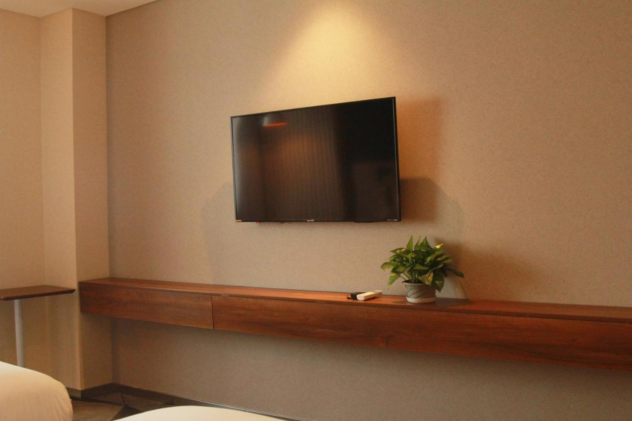 Holiday Inn Express Harbin Nan'Gang Esterno foto